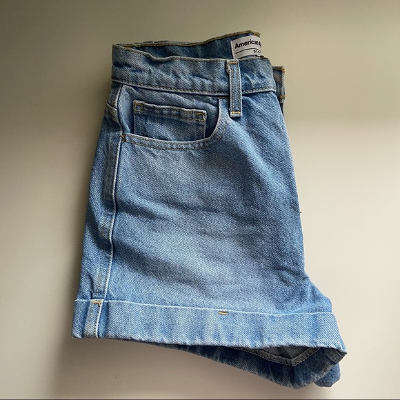 AA 26W High Waisted Mom Denim Shorts - Picture 5 of 7